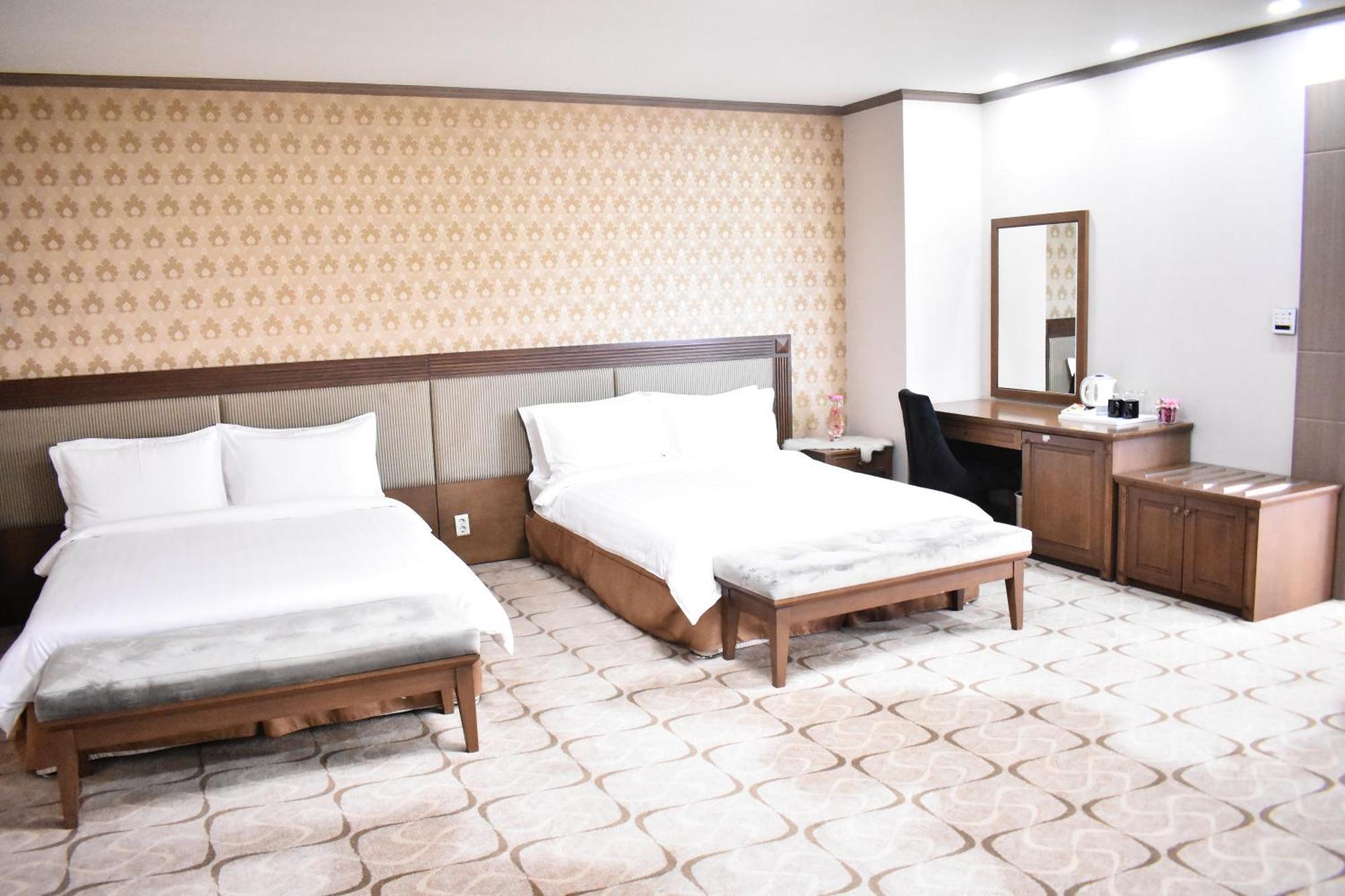 Sunjin Grand Hotel Oelan-bator Buitenkant foto