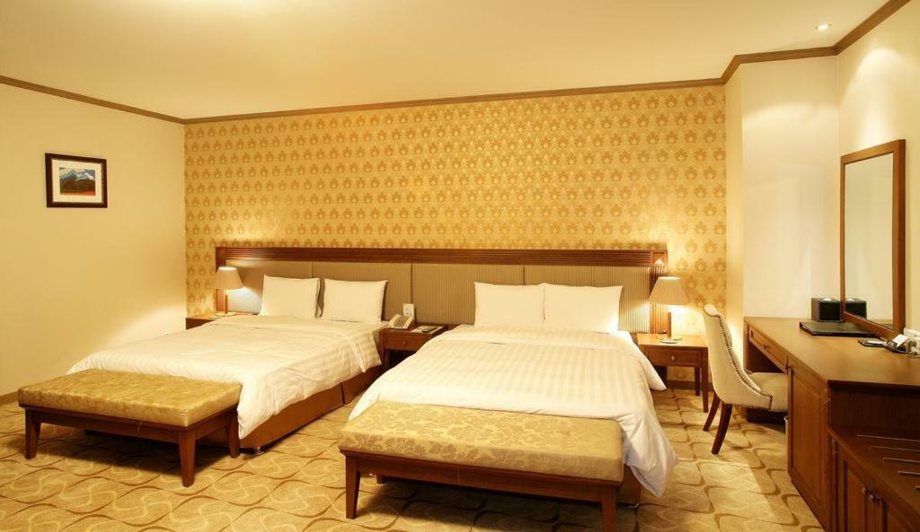 Sunjin Grand Hotel Oelan-bator Buitenkant foto